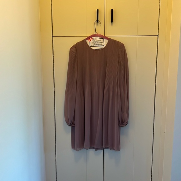 Aritzia Wilfred Daydreamer Mini Dress - Picture 1 of 5